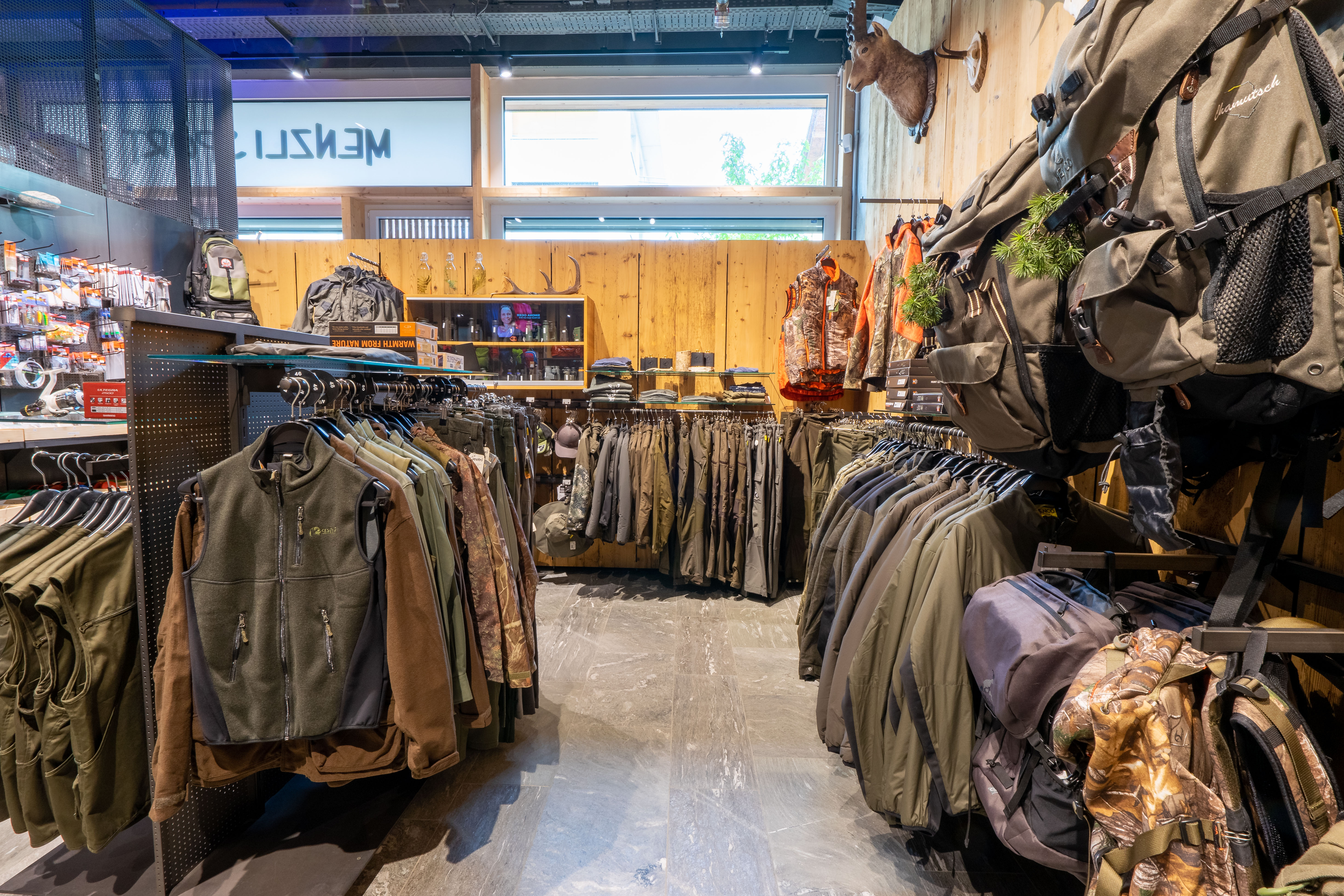 Shop Ilanz Jagdabteilung