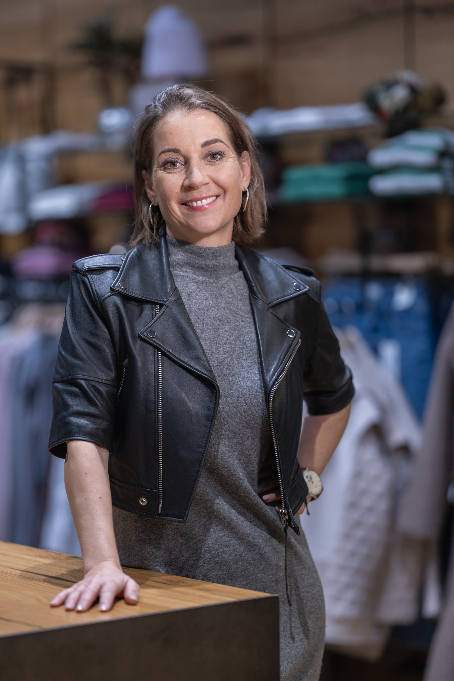 Andrea-Speck-hoch