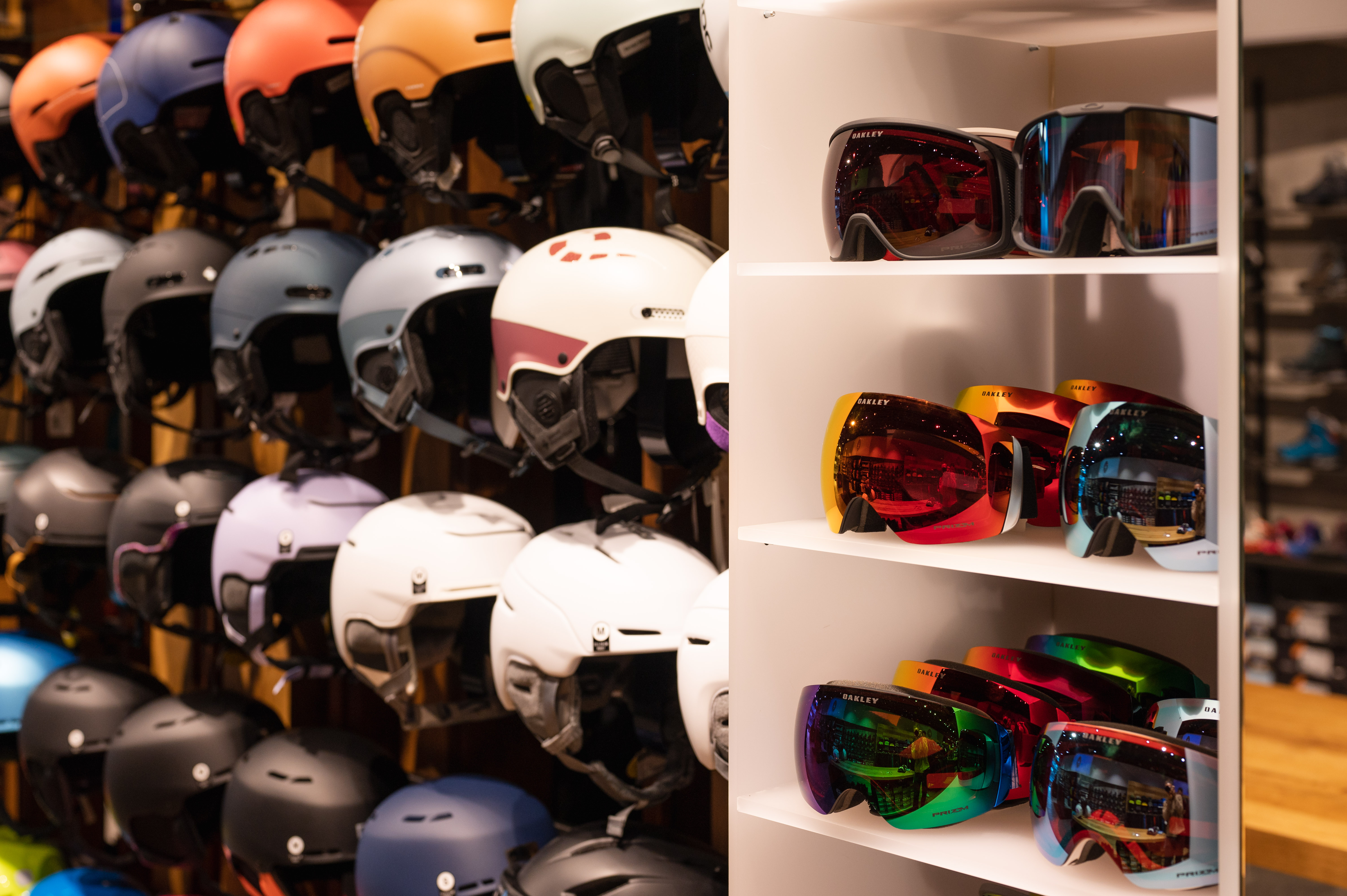 Shop Ilanz Helme & Brillen