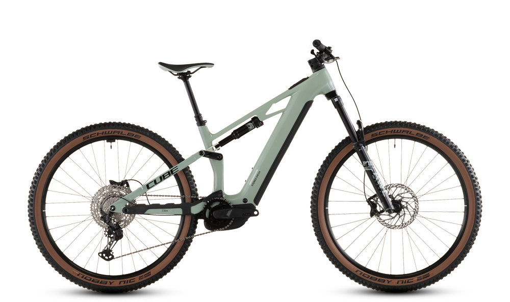 Cube Stereo Hybrid ONE44 HPC Race 800